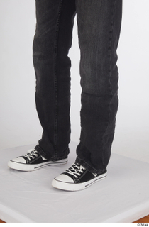 Sigvid black jeans black sneakers calf casual dressed 0002.jpg